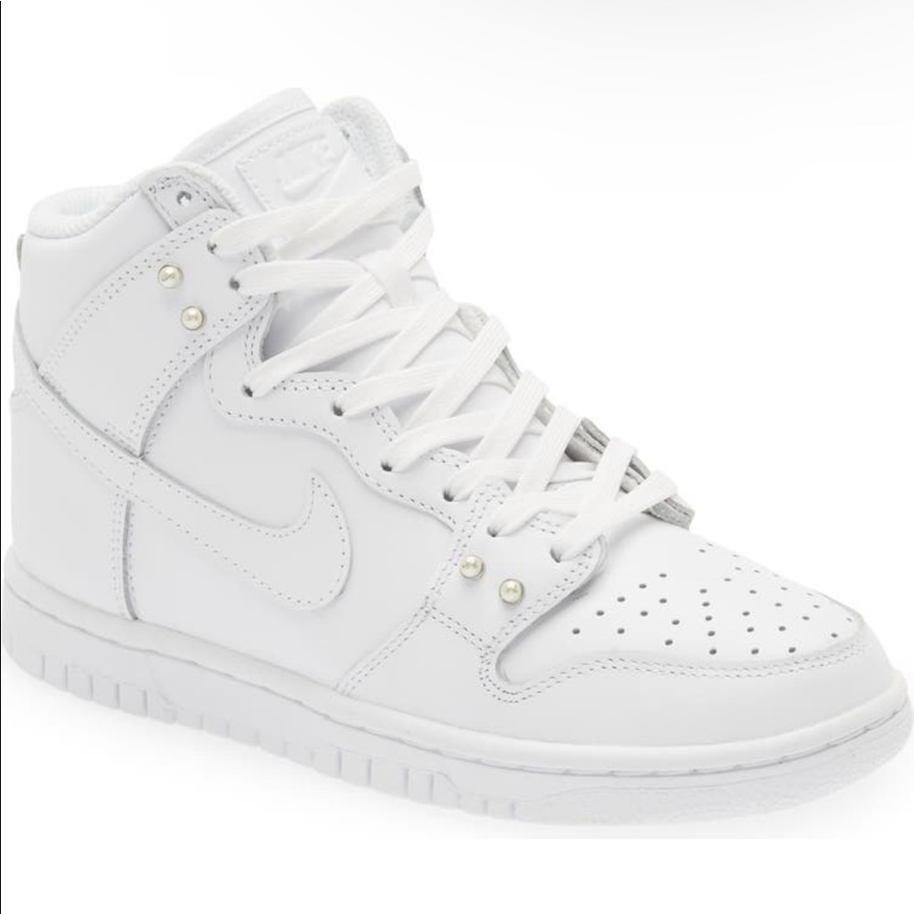 NIKE DUNK HIGH TOP SNEAKER - SPECIAL EDITION